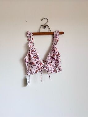 NWT Peek & Beau Floral Ruffle Bikini Top Size US 36DDD / 36F